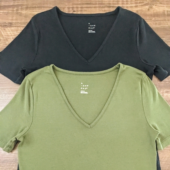 A New Day, Set of 2 Tee Shirts - Picture 10 of 11